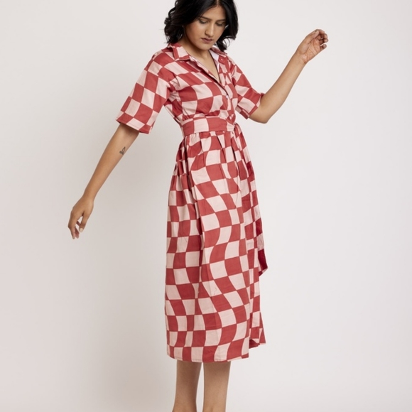 NWT RADHARAMAN Egypt Midi dress with Belt - Picture 2 of 3